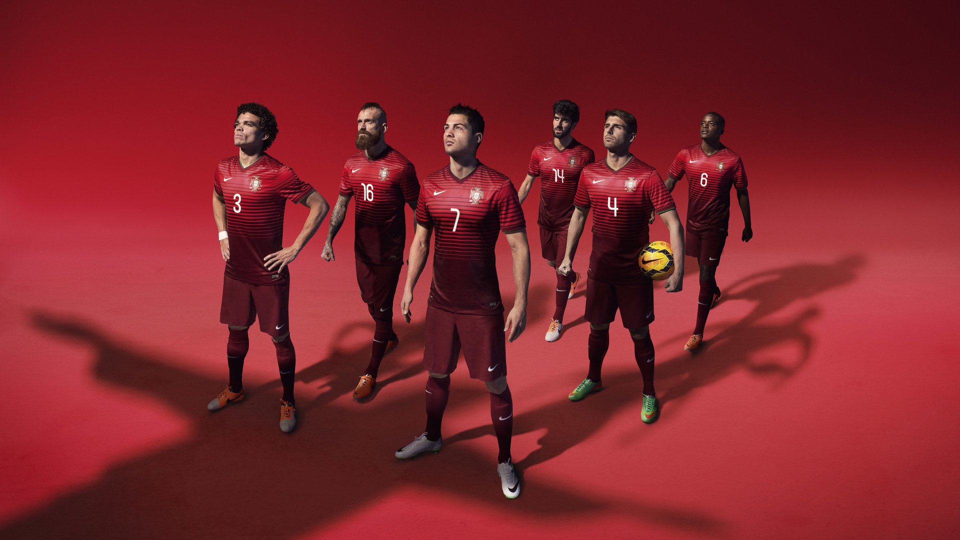 特色足球文化周在多个城市轮番举行，展示多元魅力，足球文化宣传主题海报